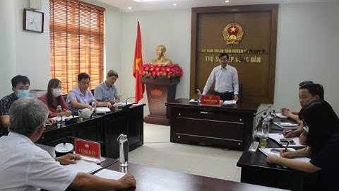 Đồng chí Bí thư Huyện ủy Nguyễn Xuân Quang tiếp công dân định kỳ tháng 7 năm 2022