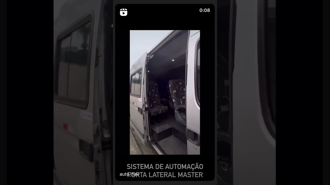 Renault Master com porta automática