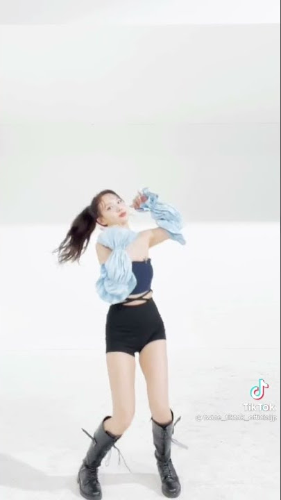 TWICE NAYEON [ Kura Kura Solo ]