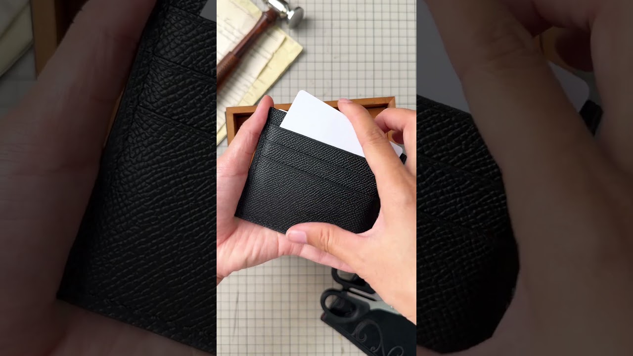 Alligator Leather Card Holder - Patina Finish | Wild & King