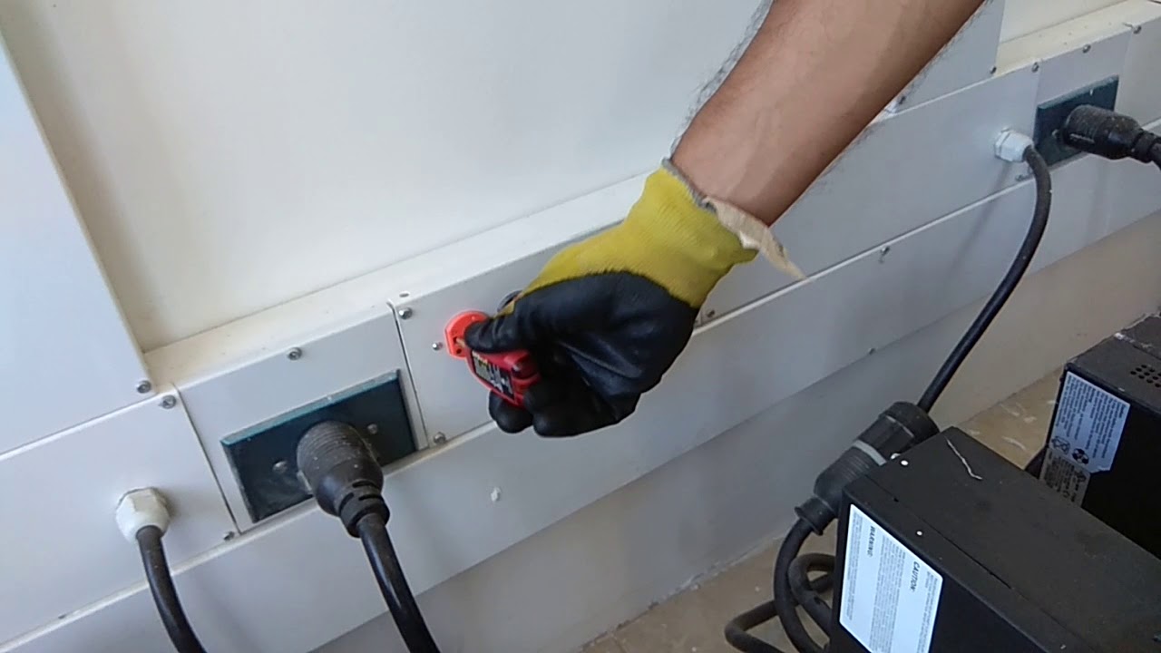 prueba de fase y medicion de voltaje cuarto tecnico y de almacenamiento