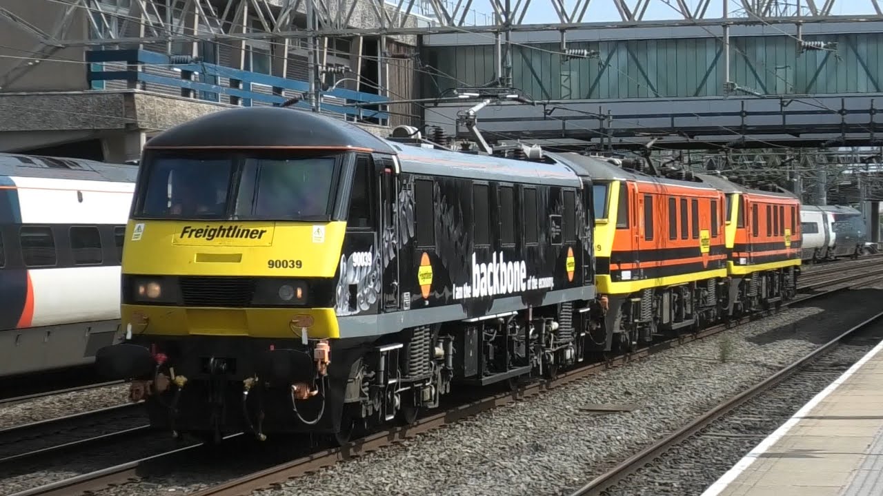 Fantastic Few Hours at Stafford Station light locos Passenger/ Freight Trains 12 August 2025 WCML 