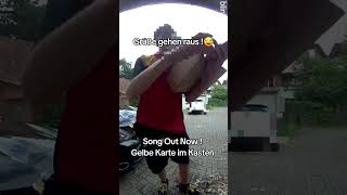 Grüße gehen raus ! 😅 #shorts #dhl #lustig #deutschepost #postbote #viralsong #viral #yt #humor #post