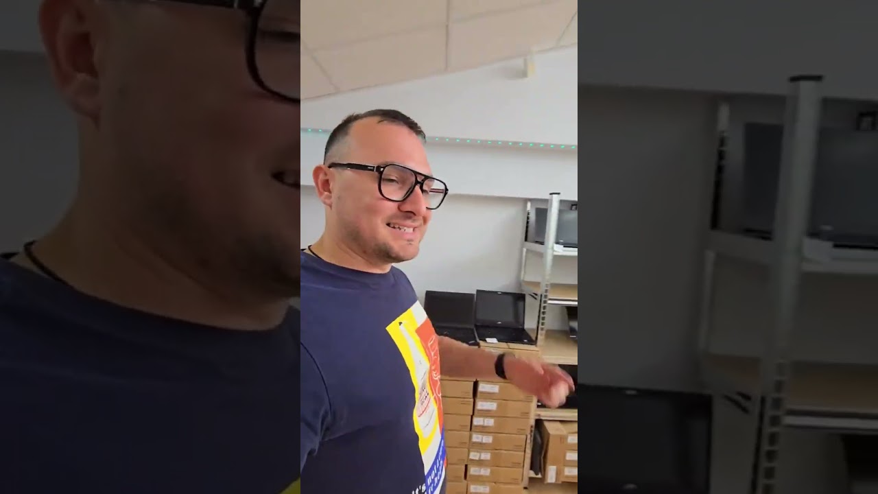 С каждым годом, все больше и больше становится тачпад на ноутбуках, особенно премиальных моделей