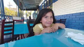 Nos Fuimos A Comer al Restaurante Salvadoreño de Menchita. Parte #1
