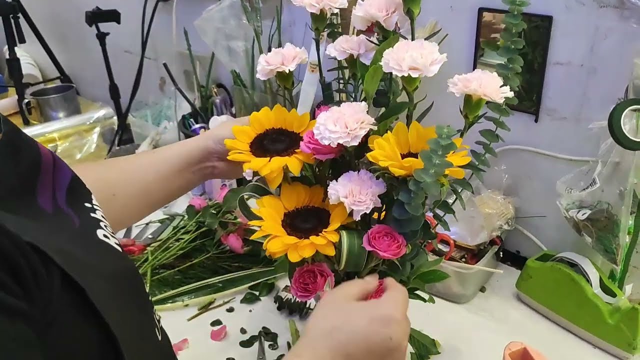 #flowers #แจกันดอกไม้สด #フラワー #ร้านดอกไม้ 