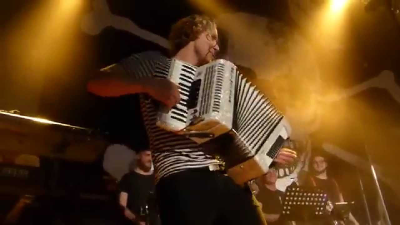 Florian Peil, Gitarrenheld an der Ziehharmonika live @Scala Leverkusen 06.12.2014