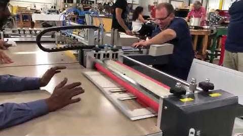 MEGABOUND Hard Case Maker ACTIVE DUAL PLUS running in USA