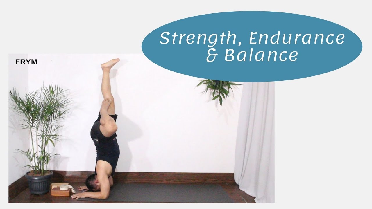 Latihan yoga untuk meningkatkan strength, endurance & balance dengan pose Pincha mayurasana