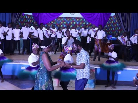 MIGOSI PRIMARY SCHOOL STUNNING PERFORMANCE FOR GOVERNOR ANYANG NYONG AND HIS WIFE