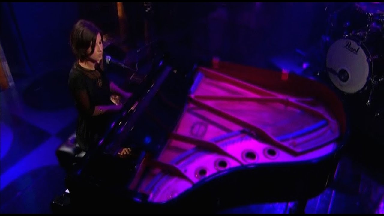 Missy Higgins - Where I Stood - 2008-07-31 - YouTube