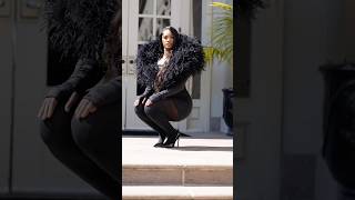 GWOAT showing Out! Booked & Busy in LA #claressashields #gwoat #olympicboxer #womenboxing