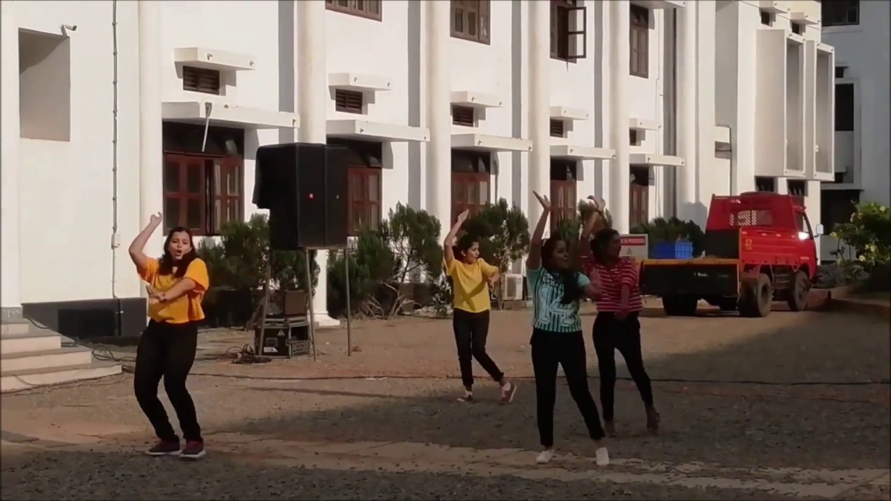 Saintgits Food Technology Students Rocking Dance Performance