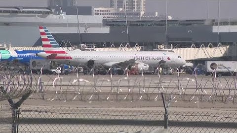 Mechanical issue forced American Airlines flight to return to airport shortly after takeoff