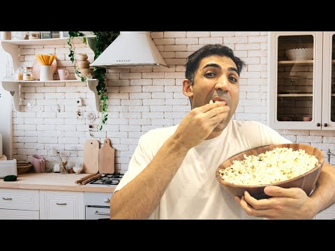 How to make Popcorn WITHOUT oil or butter! It's very EASY!