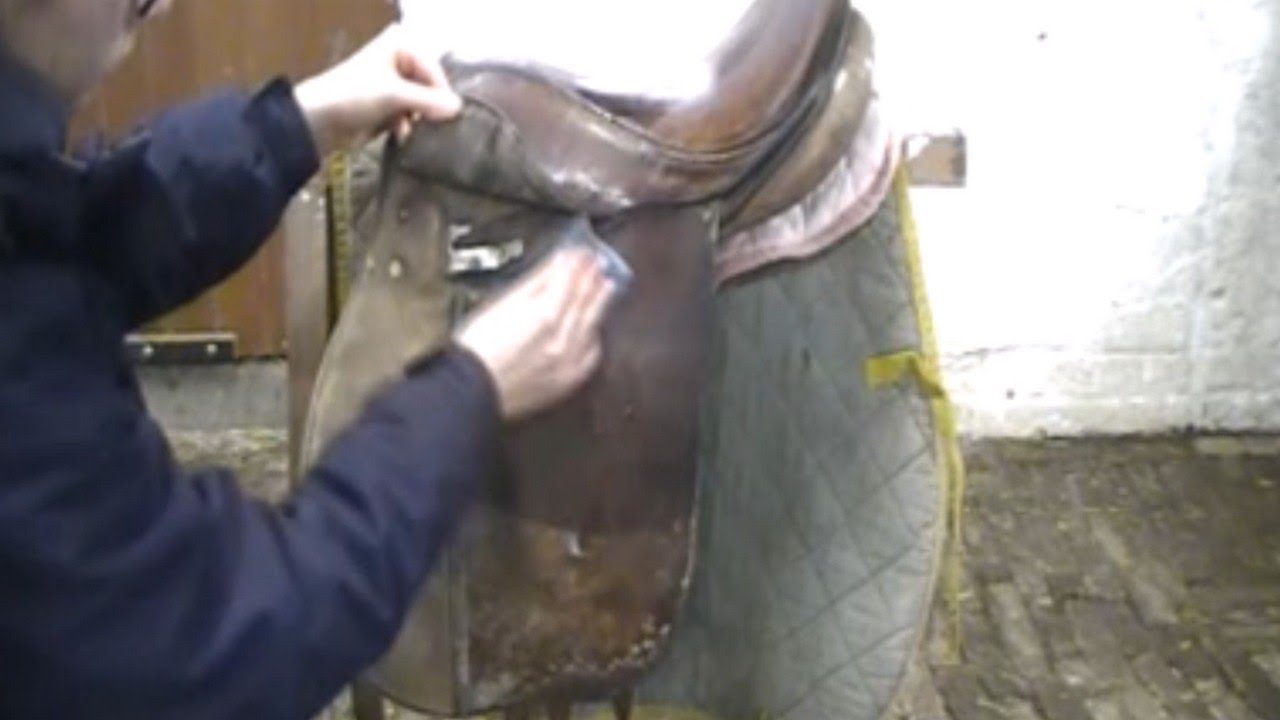 [Tuto #1] Décaper une vieille selle en cuir