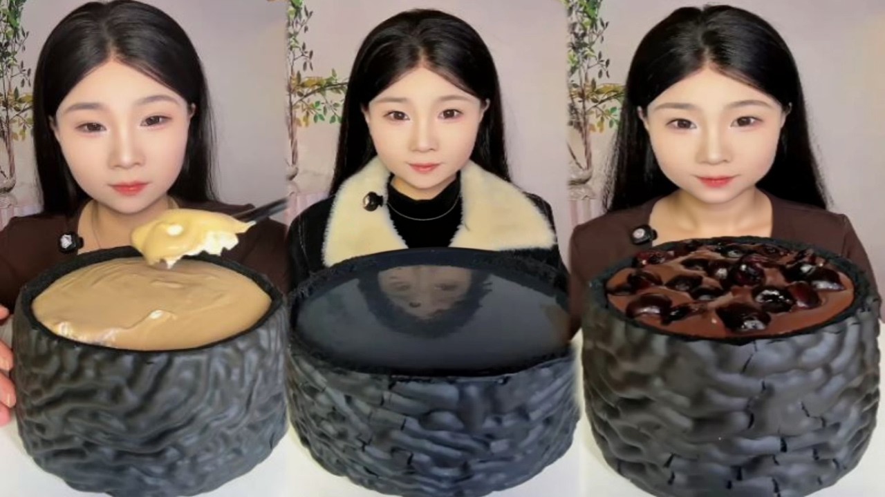 ASMR Sound🍰Soft Cream Cake Delight MUKBANG Eating 케이크 먹기 #asmr #delicious #foodporn #food