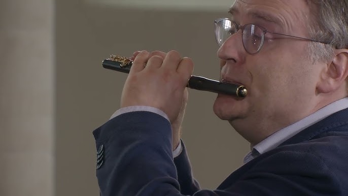 Instrument: Piccolo - YouTube