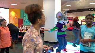 Chuck E. Live! Beach Party Bash 2023