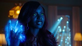 The Scenes Starfire (TITANS S04)