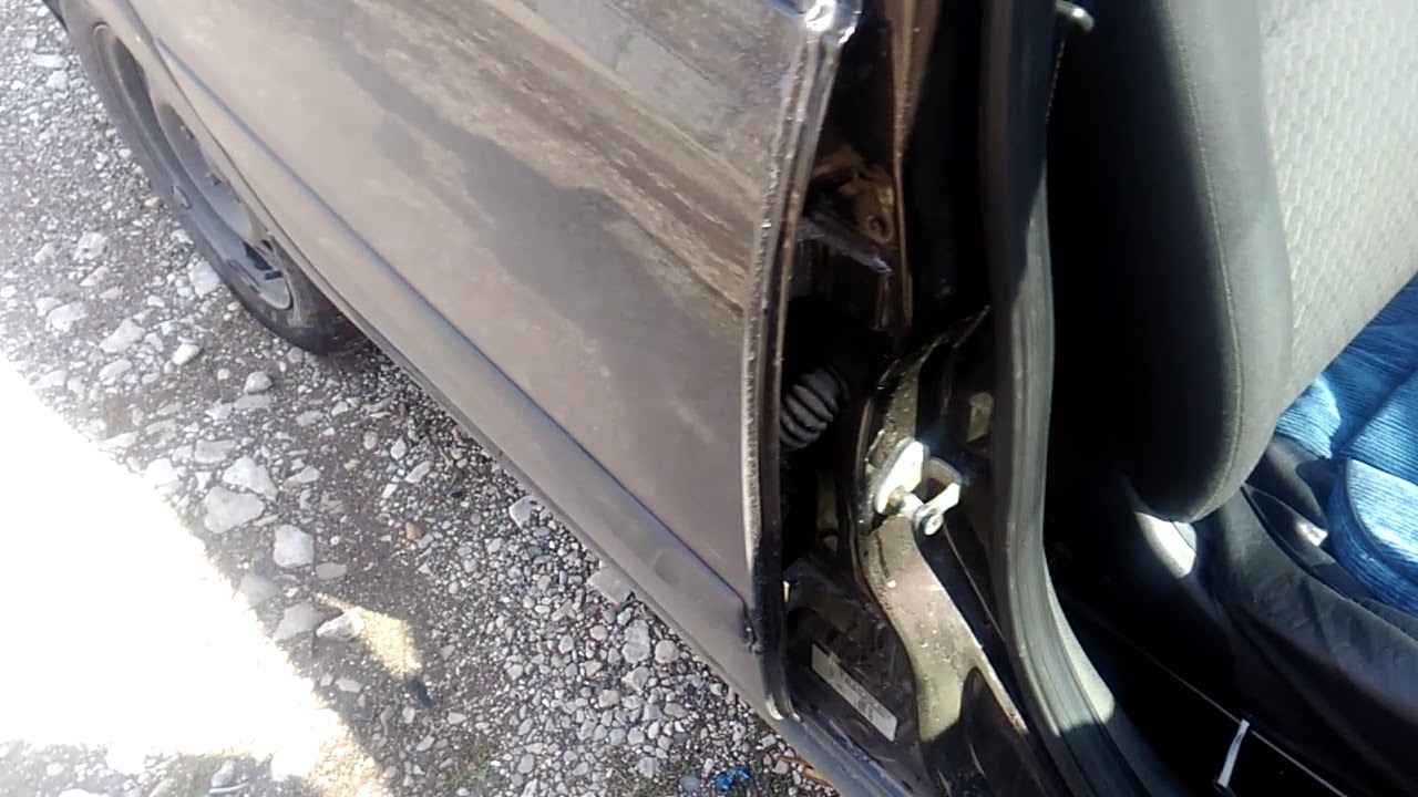 Скрип дверей datsun on do Скрип дверей datsun on do