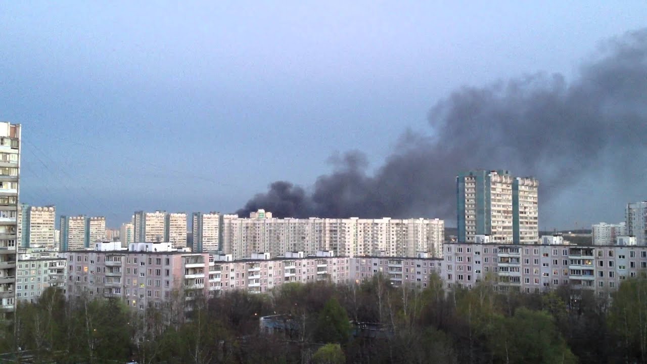 Бесплатные в ясенево. Пожар в Ясенево на Голубинской. Москва, Ясеневая улица, 30. Содружество Ясенево. Пожар в Ясенево сейчас.