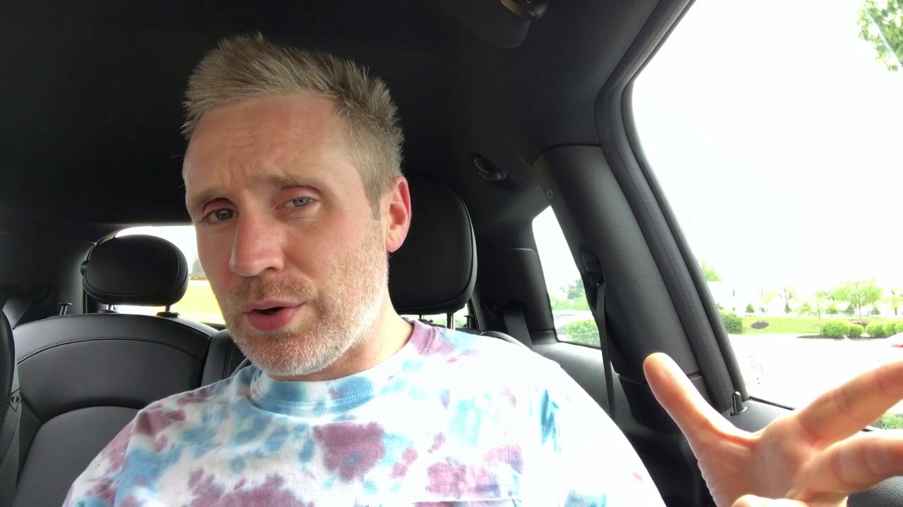 Colossal Review Anne Hathaway Dan Stevens (IV) Jason Sudeikis