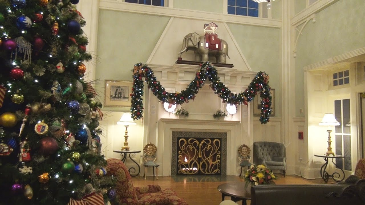 Disney's Boardwalk Resort HOLIDAY DECORATIONS and 