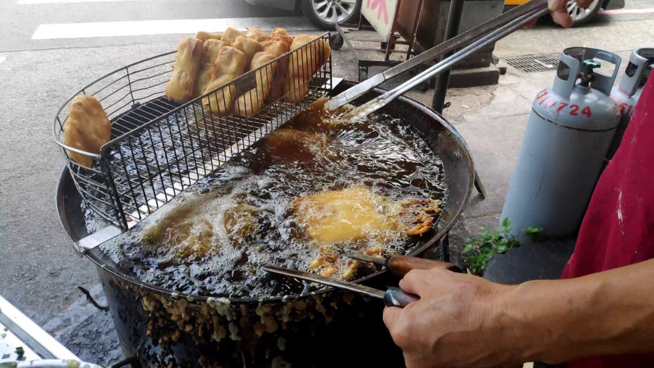 [ 台灣傳統美食 ] 台中 人氣小吃 【阿忠炸粿】現炸 蚵嗲 韭菜 炸物 縮圖