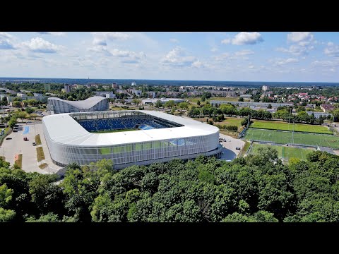 Stadion ORLEN. Tak wygląda stadion Wisły Płock. Dron FPV.