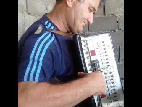Осетин класно поет