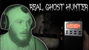 REAL-LIFE GHOST HUNTER PLAYS PHASMOPHOBIA