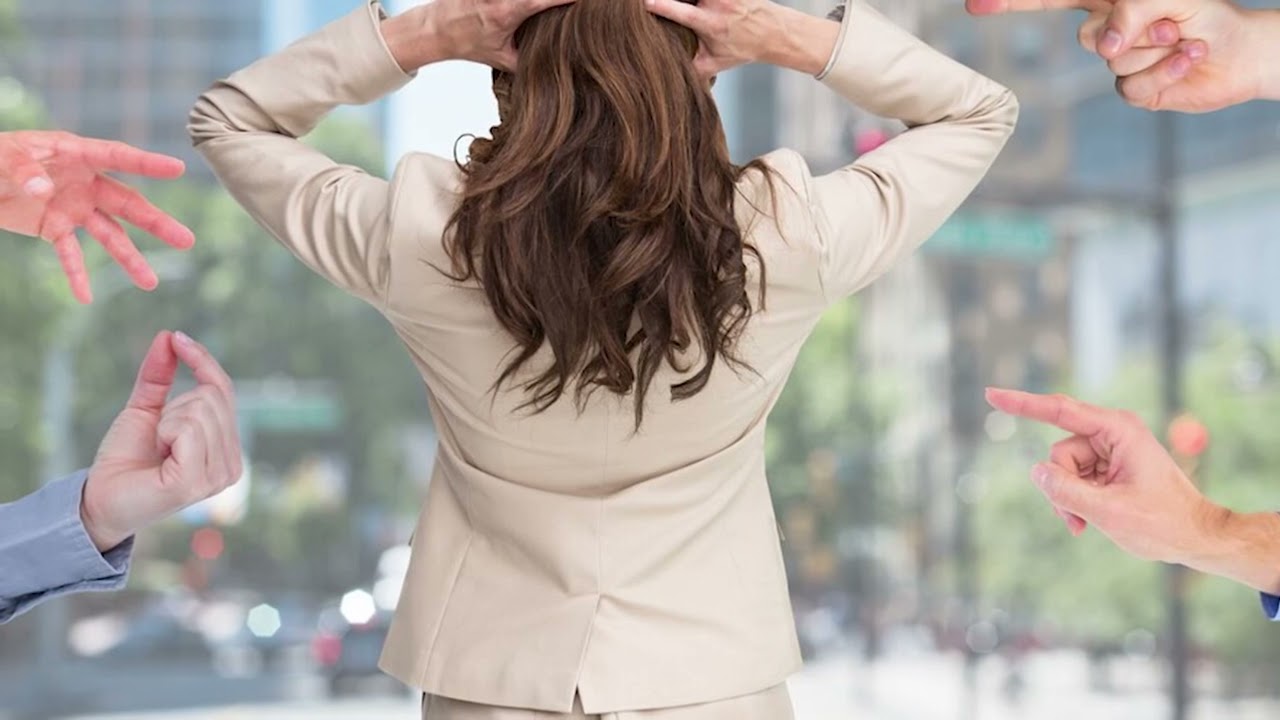 Violenze e molestie sul lavoro