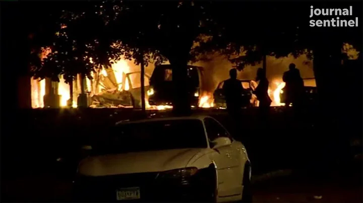 The Sherman Park civil unrest event: Crowds watch as fires burn