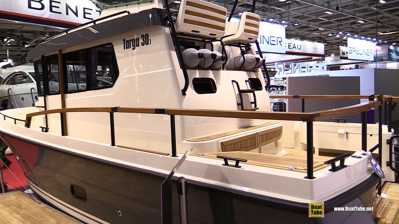 2017 Targa 30.1 Motor Boat - Walkaround - 2016 Salon Nautique Paris