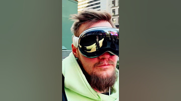 Гуляю в APPLE VISION PRO по улице