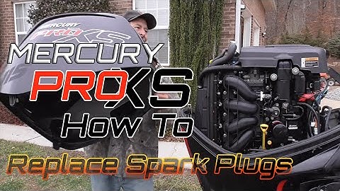 Mercury ProXS 115 - How To Change the Spark Plugs