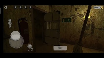 Evil nun but no use small cable door escape in ghost mode.......