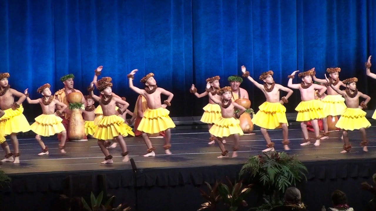 Hālau Kekuaokala'au'ala'iliahi (Kahiko Kane) - 2019 Queen Lili'uokalani Keiki Hula Competition