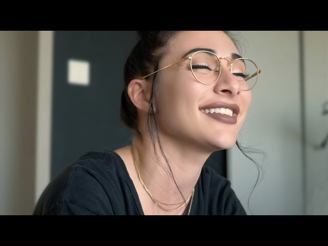 Qveen Herby - BEAUTIFUL [Acoustic Session] class=