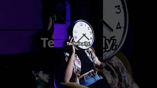 BATHROOM TRIP turned into home trip real quick 😂 🏃‍♂️ #officehumor #workhumor #introvertswardrobe