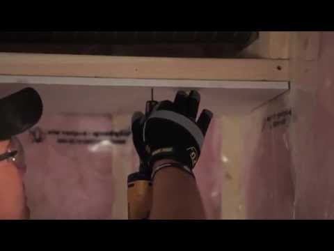 Vidéo: Technologie pour l'installation de cloisons sèches au plafond