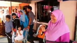 Kilauan Emas - Teratai