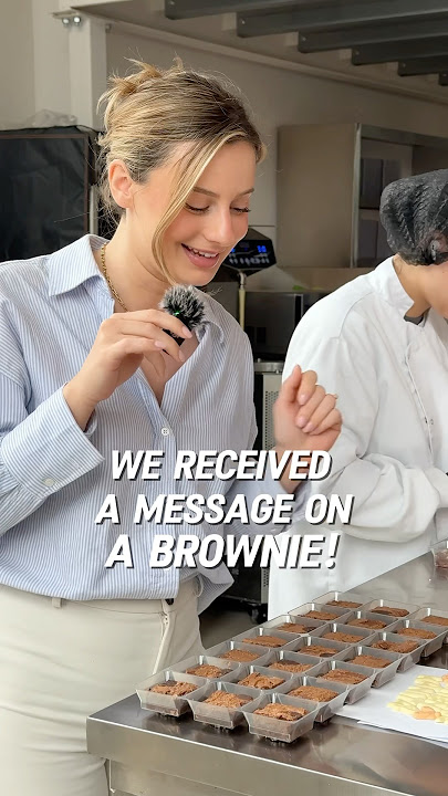 Communicating via… brownies?! 🤣#brownies #bakery #shorts