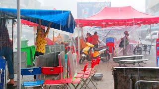 Amazing Street Food in Heavy Rain Cambodia Wok Skills, Cooking Food in Heavy Rain, Phnom Penh