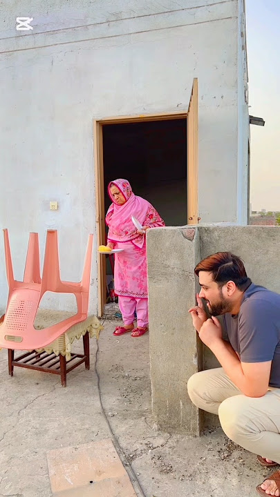Mama chair pa bathna lagi the main na prank kar dia#funny#fun#comedy#shortsfeed#shortvideo#ytviral