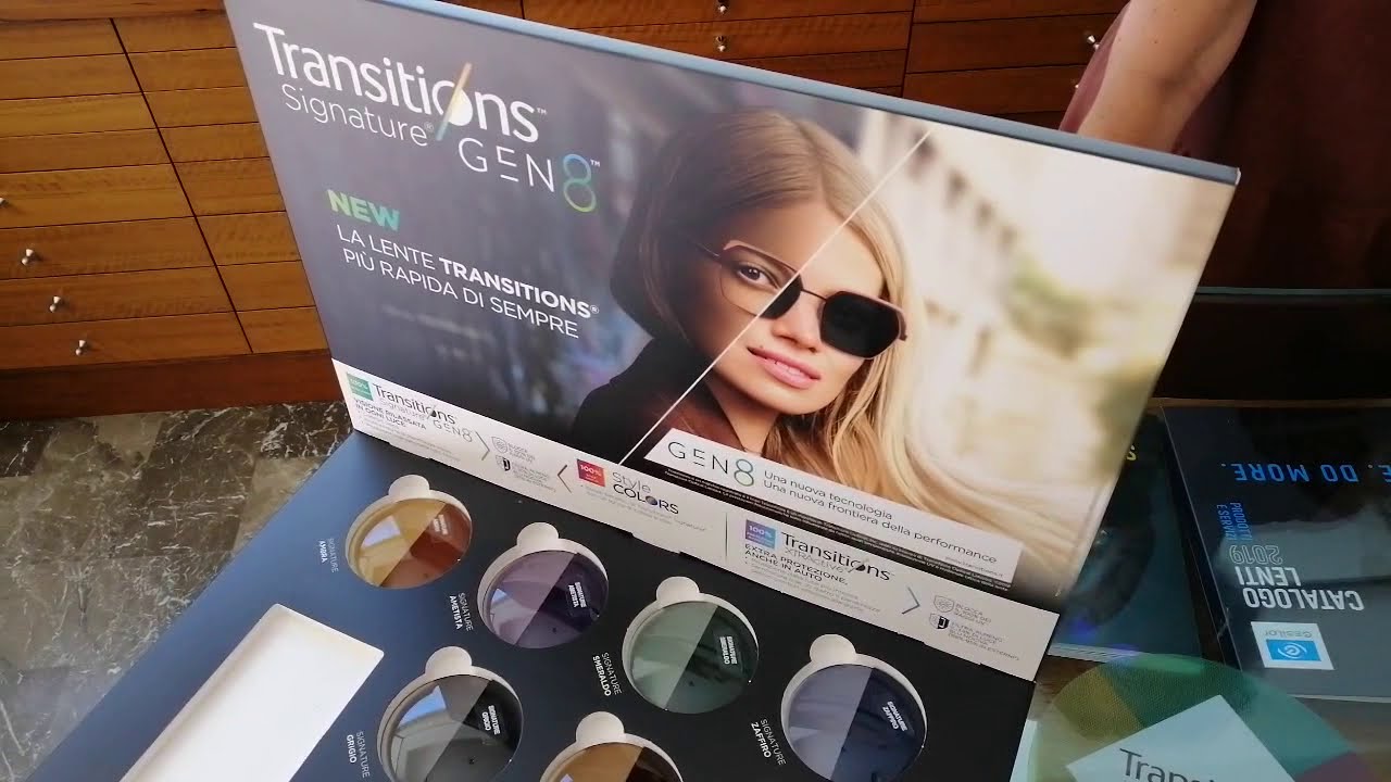 Vi presentiamo la nuova generazione di lenti fotocromatiche Transitions! -  YouTube