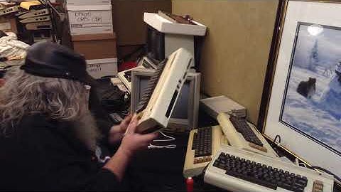 Commodore Vic-20 PAC MAN Testing Joystick 1802 Color Monitor Vic 6502 RCA Jacks Cable - Episode 810