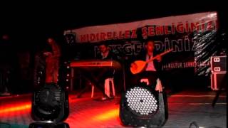 SADE DEMİR - BAŞI AL YAZMALI KÜÇÜCEK GÜZEL