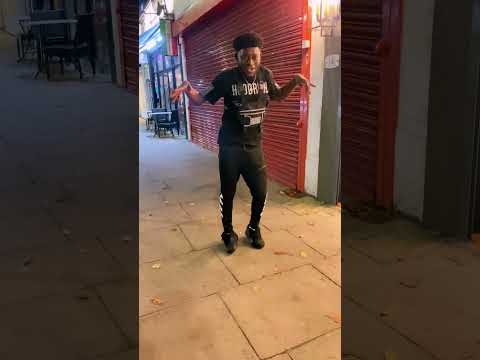 Dancegod Llyod Viral Bombombom Dance Challenge By GILLY SPYKEY 